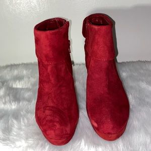 Gianni Bini Red suede boots